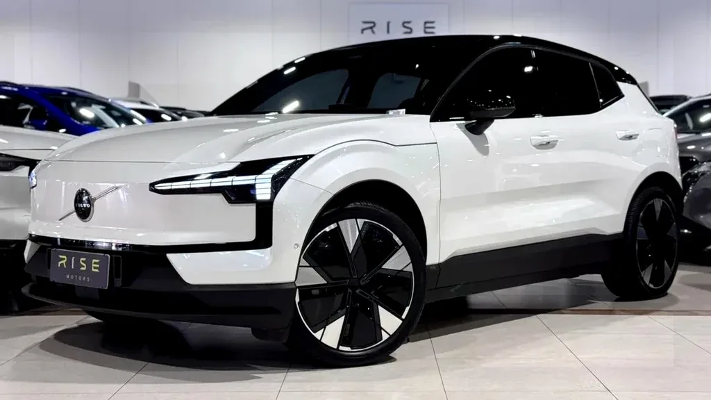 Foto de um volvo ex30