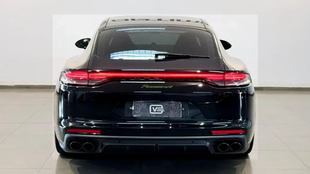 Porsche Panamera 4 E-hybrid - Imagem 5