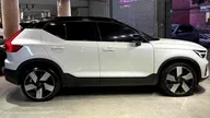 Volvo XC40 Recharge - Miniatura 4