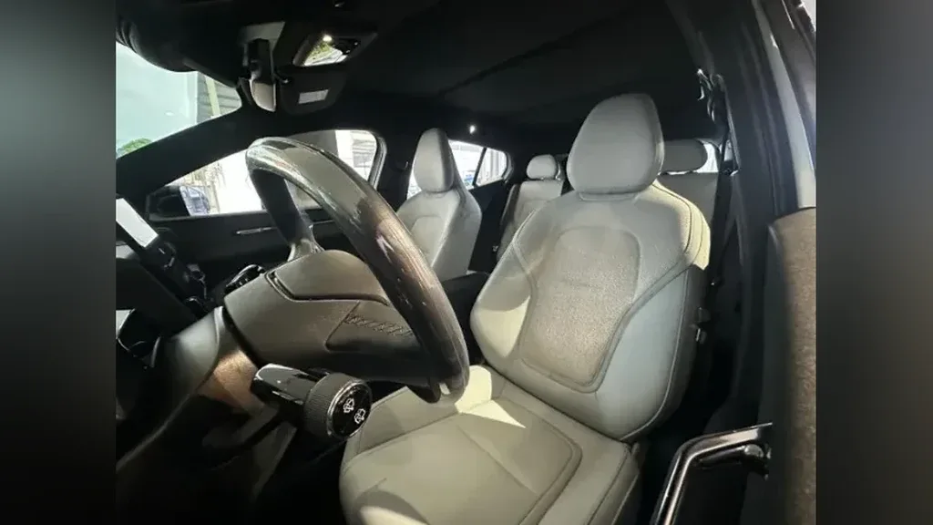 Volvo EX30 - Imagem 10