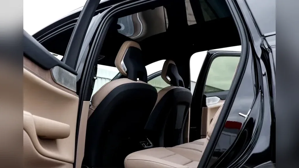 Volvo Ex90 - Imagem 15