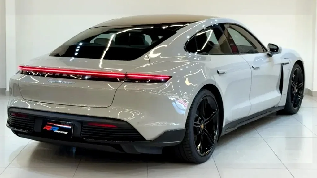 Porsche Taycan - Imagem 3