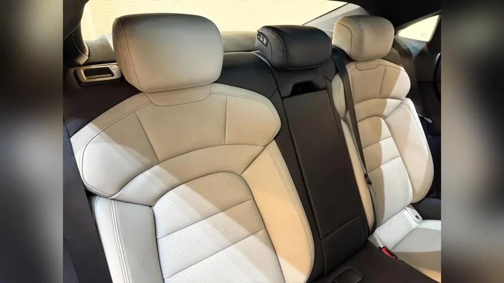 Porsche Taycan - Imagem 17