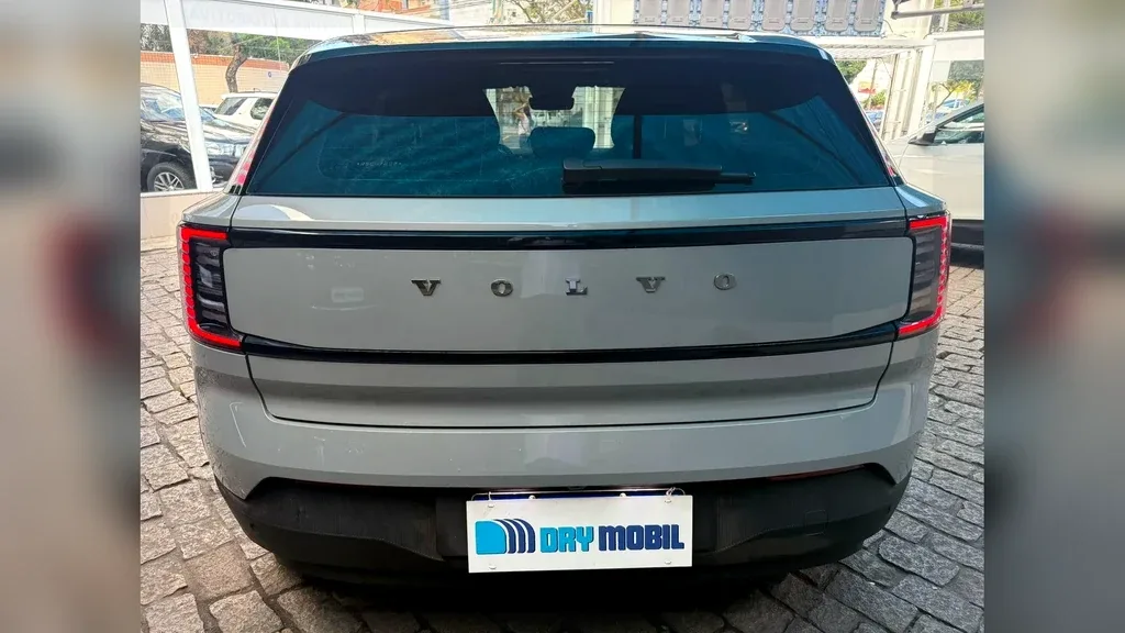Volvo EX30 - Imagem 4