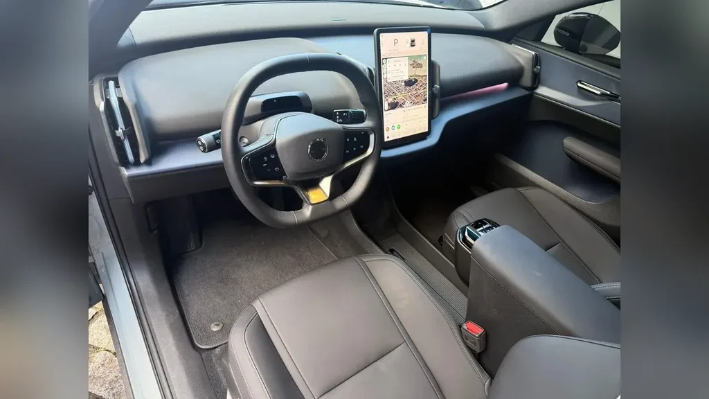 Volvo EX30 - Imagem 9