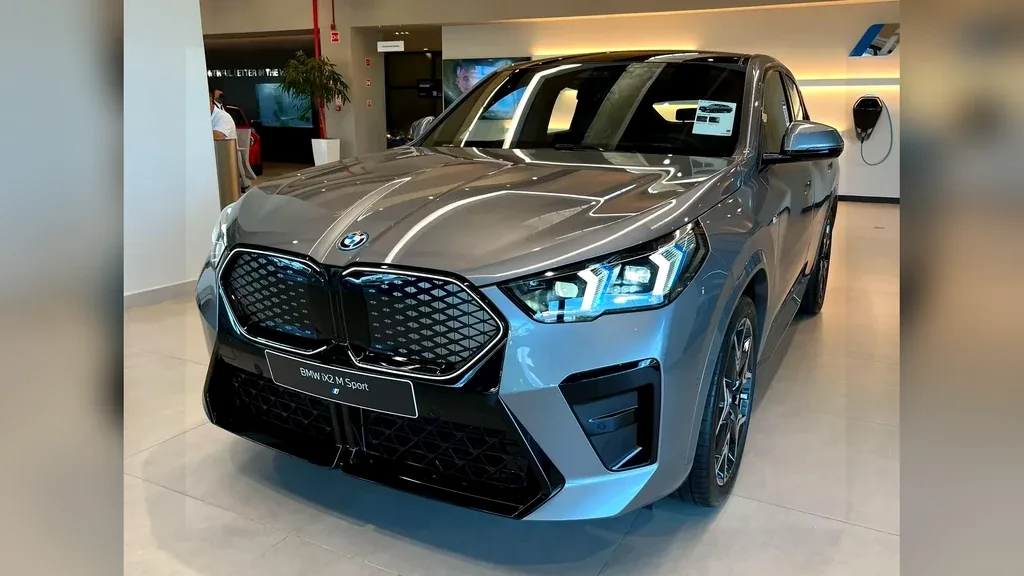 BMW IX2 - Imagem 2