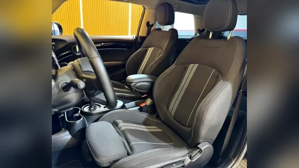 Mini Cooper SE - Imagem 10