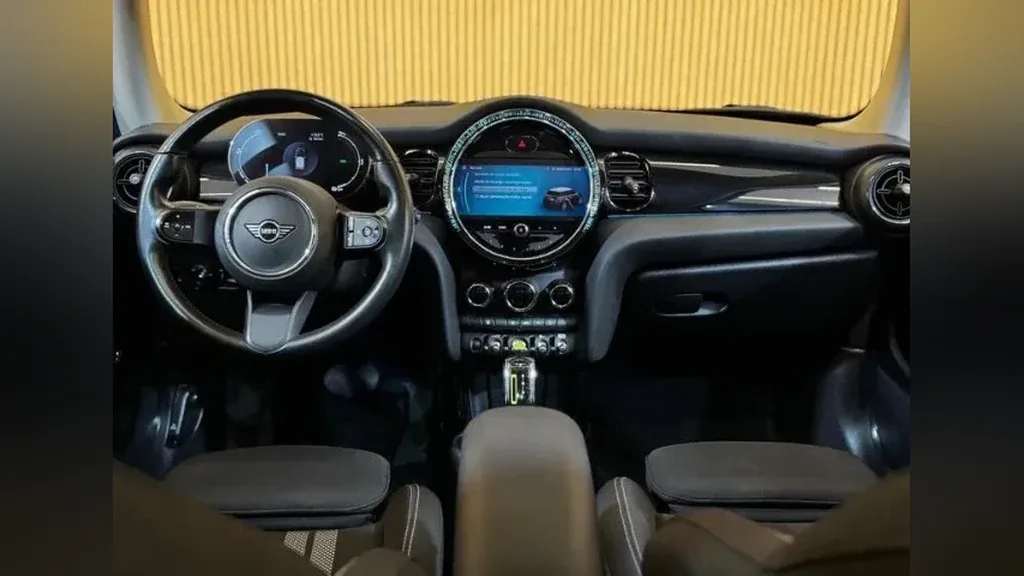 Mini Cooper SE - Imagem 14