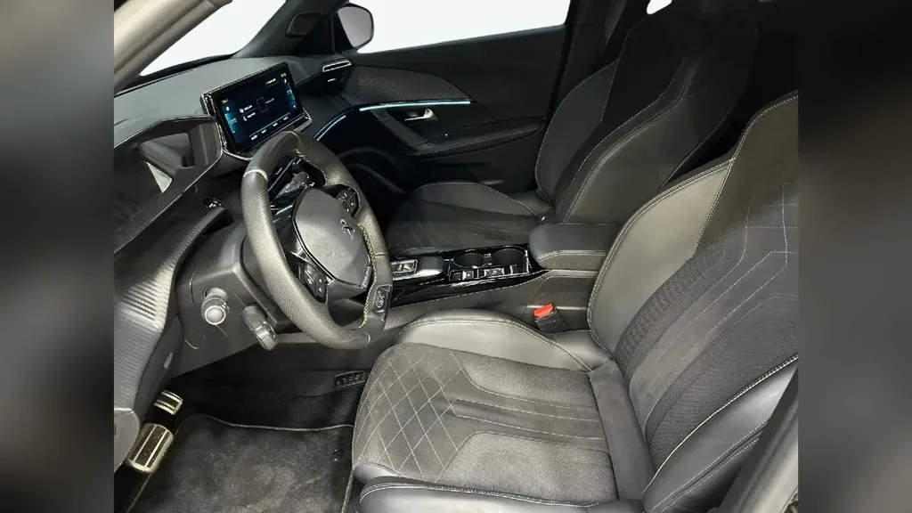 Peugeot E-2008 - Imagem 10