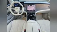 Mercedes Eqe 300 - Miniatura 10