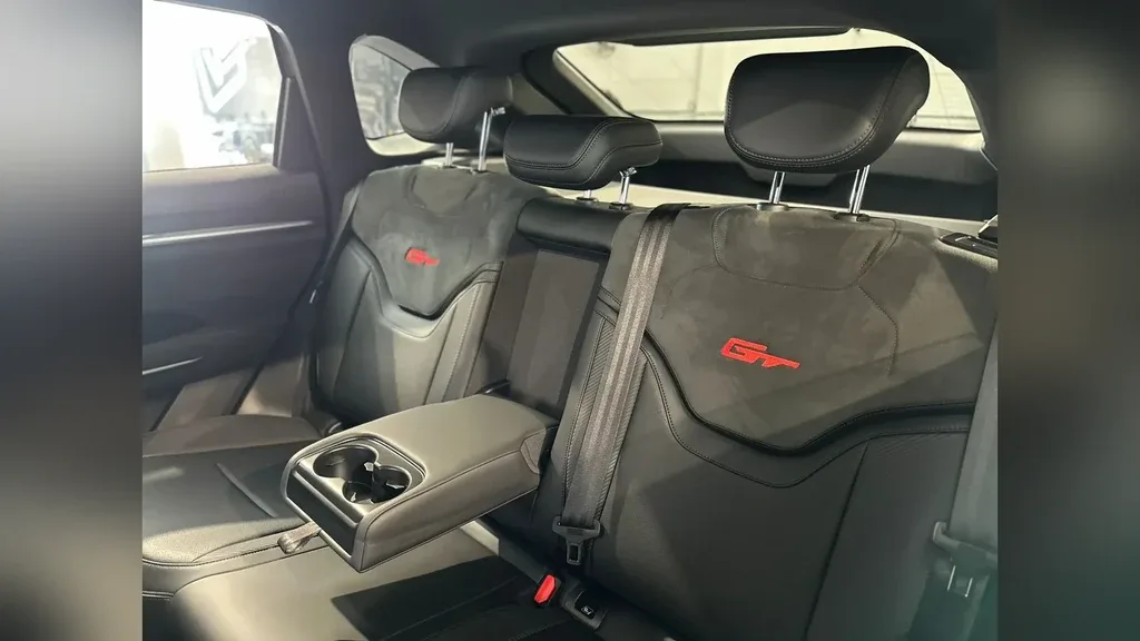 GWM Haval H6 Plug-in Hybrid - Imagem 13