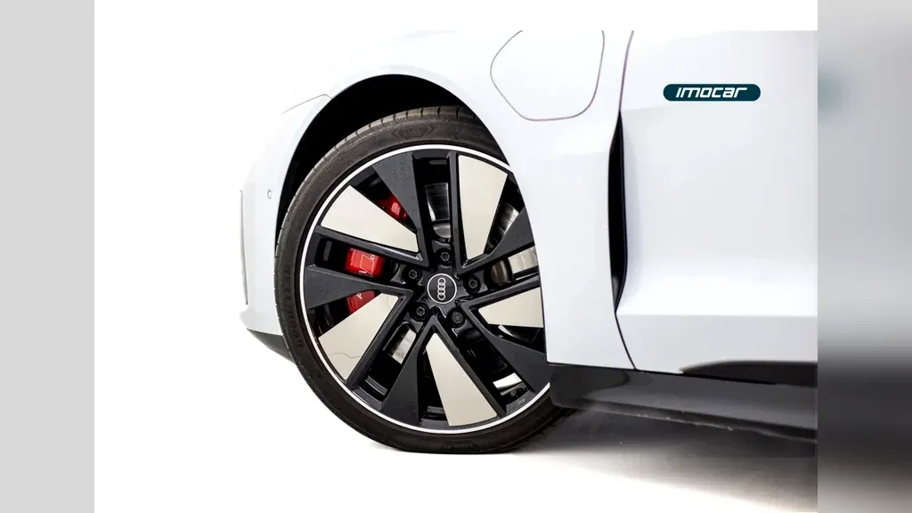 Audi Rs E-tron  GT - Imagem 10