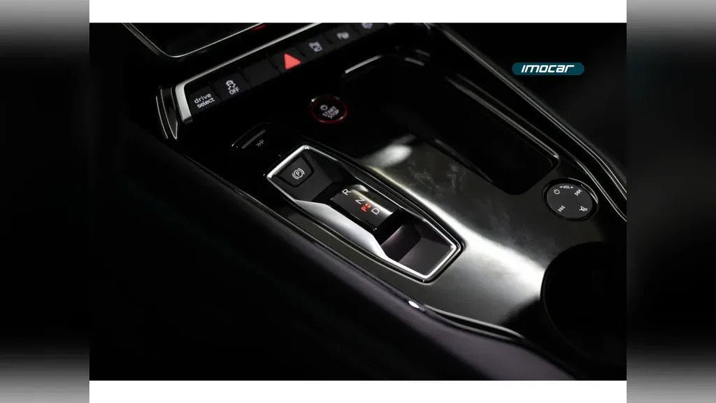 Audi Rs E-tron  GT - Imagem 14