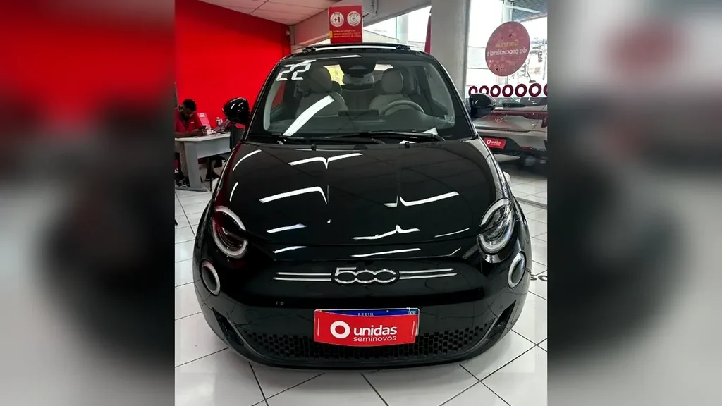 Foto de um fiat 500e