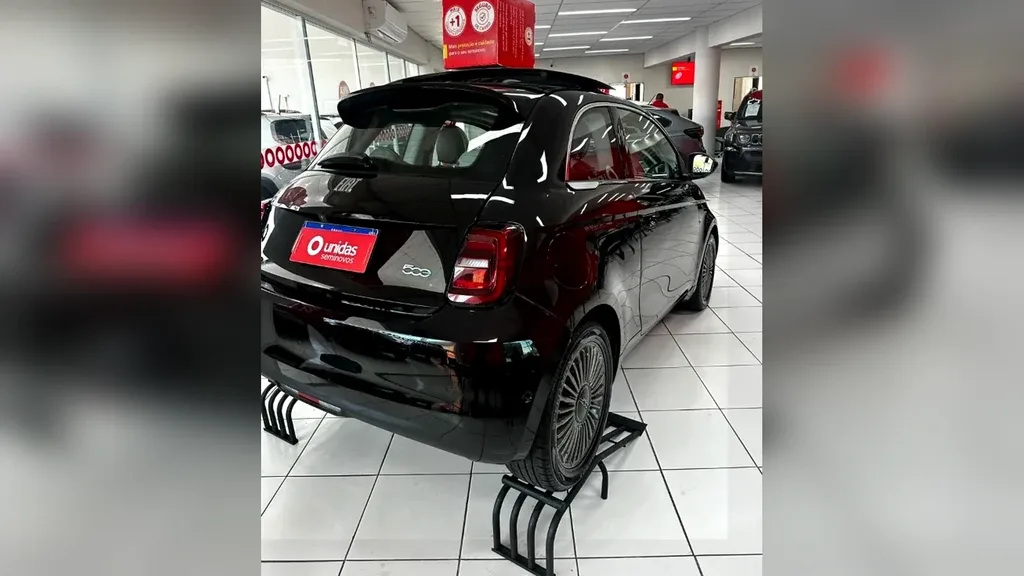 Fiat 500e - Imagem 6