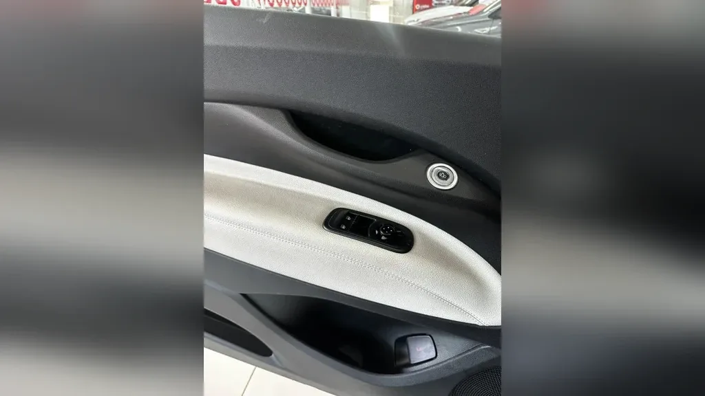 Fiat 500e - Imagem 12