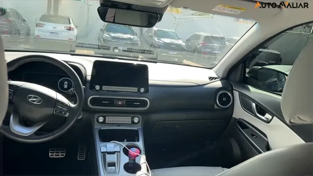 Hyundai Kona Electric - Imagem 4
