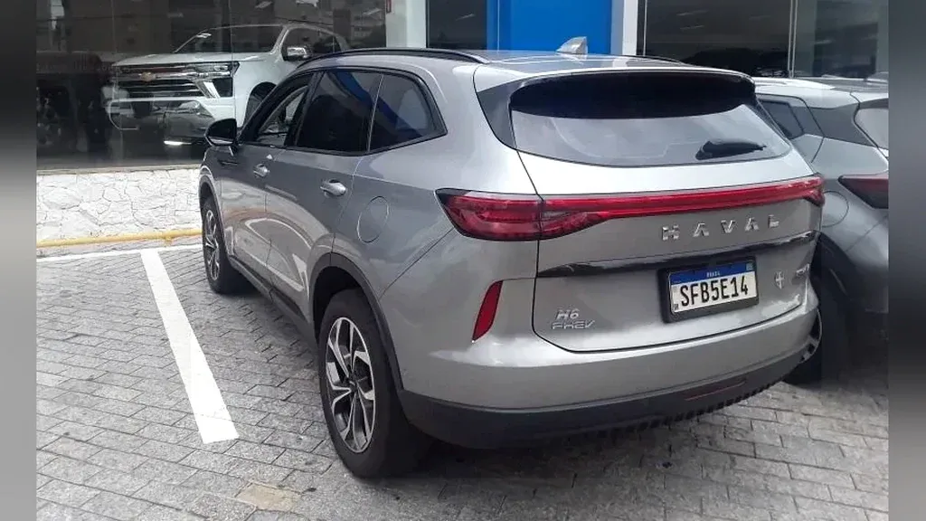 GWM Haval H6 Plug-in Hybrid - Imagem 4
