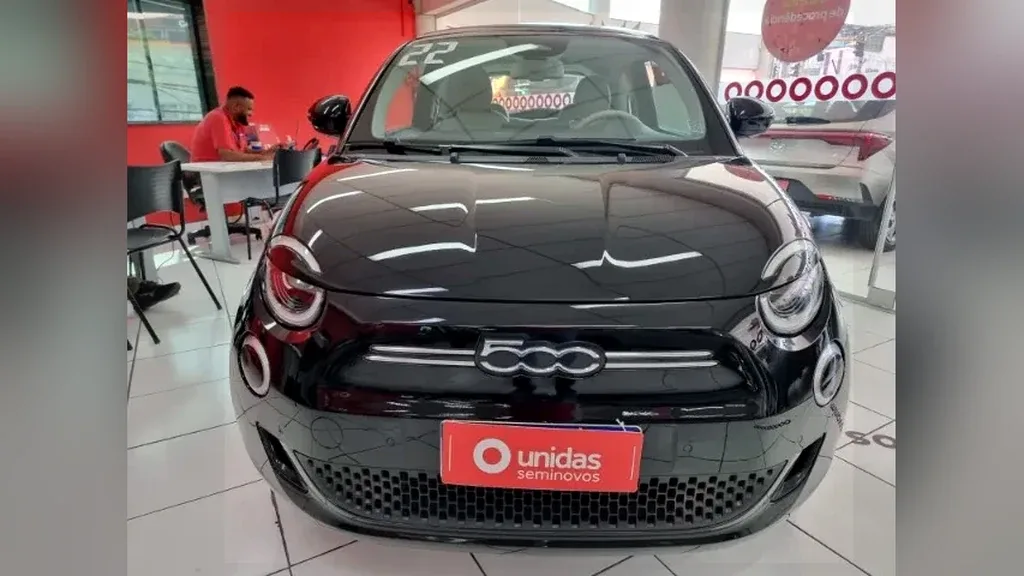 Foto de um fiat 500e