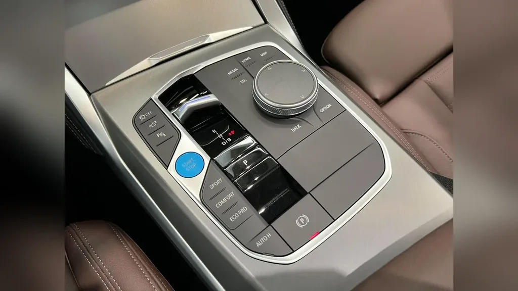 BMW I4 Edrive35 - Imagem 10