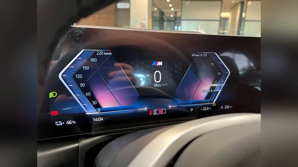 BMW I4 Edrive35 - Imagem 16