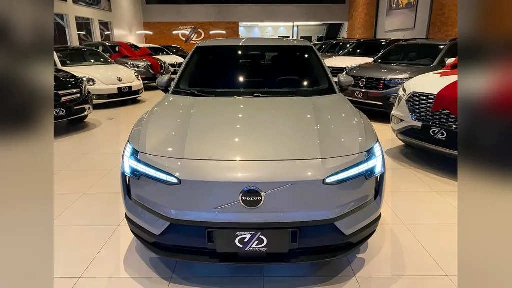 Volvo EX30 - Imagem 2