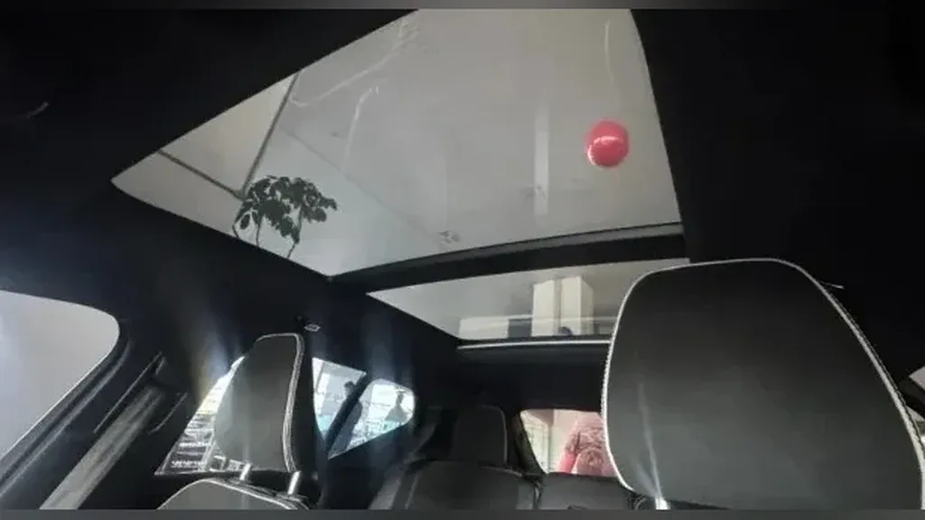 Volvo XC40 Recharge - Imagem 11