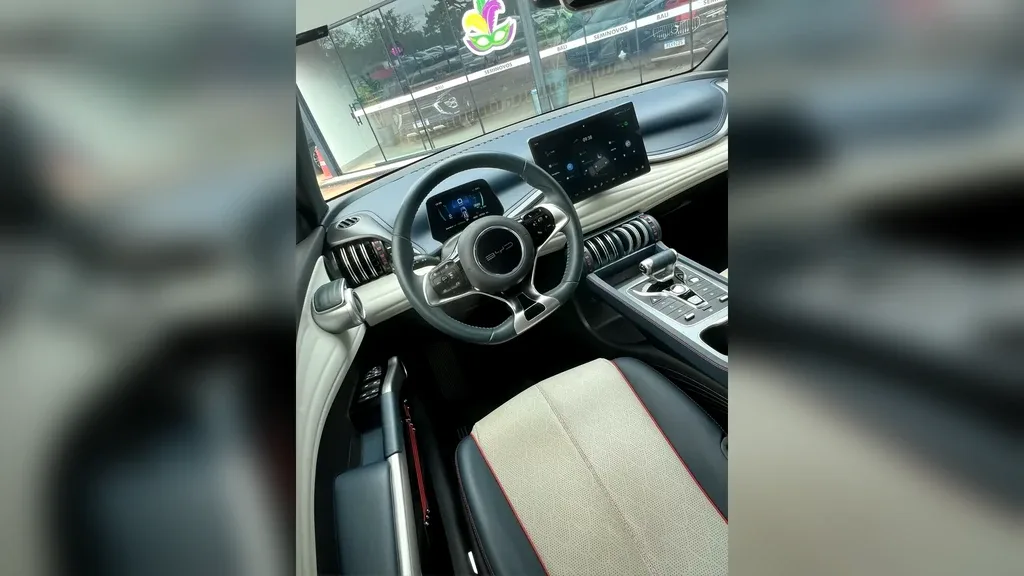 BYD Yuan Plus - Imagem 13