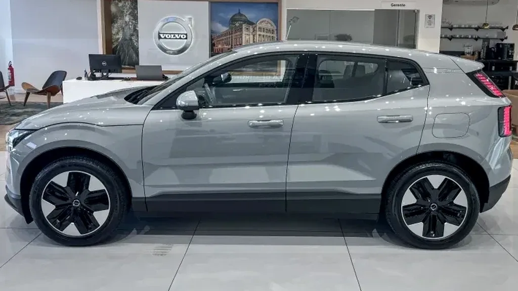 Volvo EX30 - Imagem 3