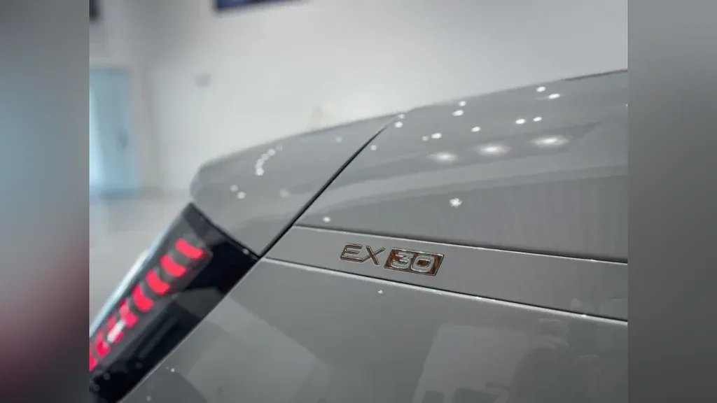 Volvo EX30 - Imagem 13