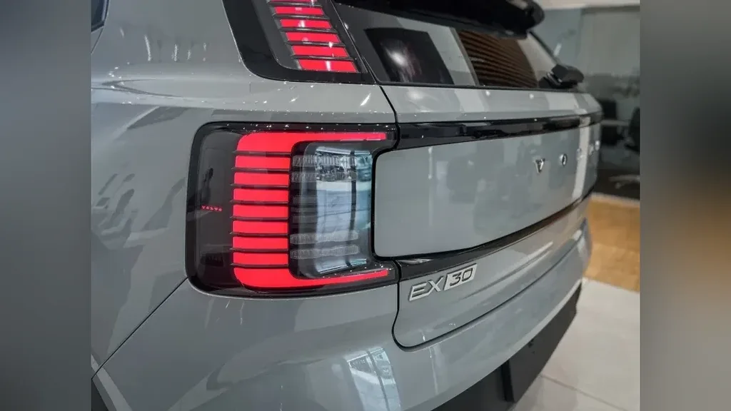 Volvo EX30 - Imagem 16