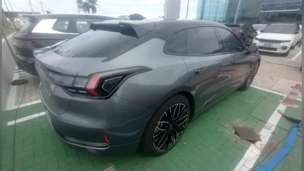 Zeekr 001 - Imagem 4