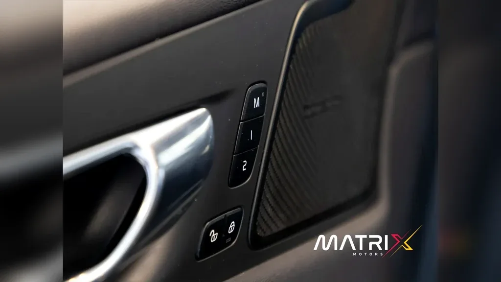 Volvo Xc60 - Imagem 16