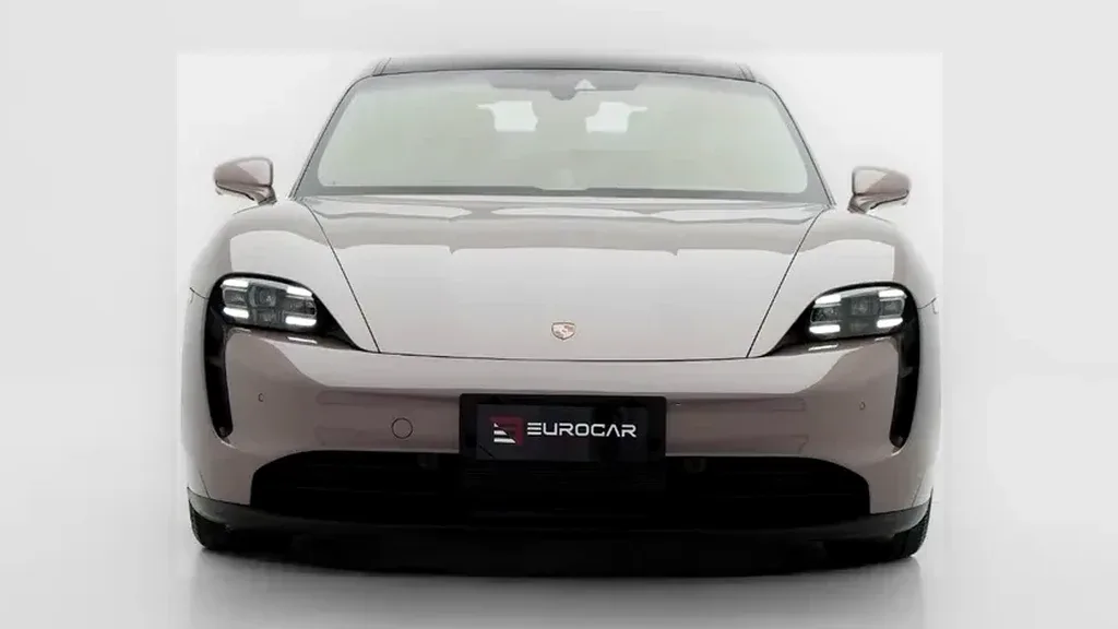 Porsche Taycan - Imagem 2