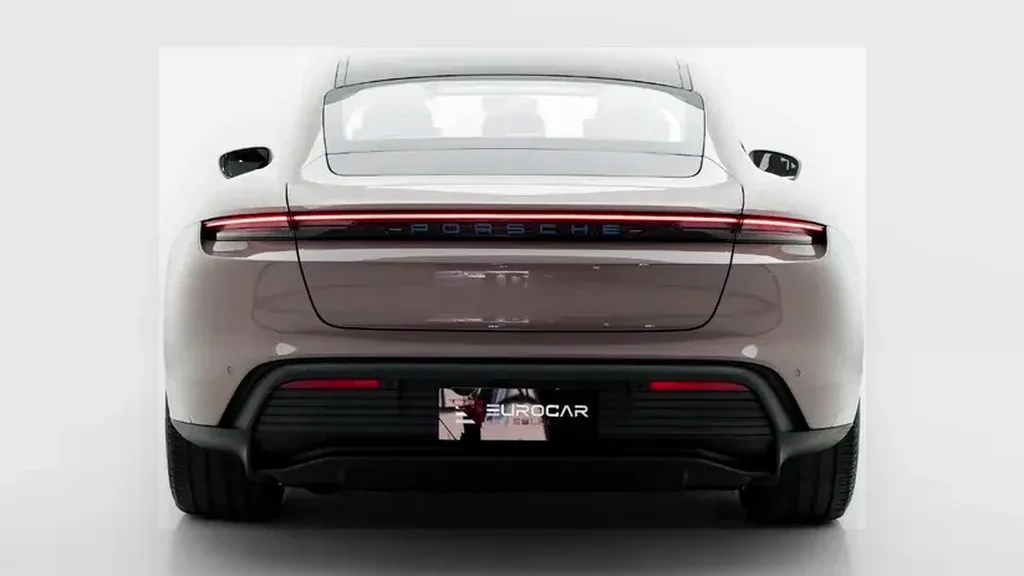 Porsche Taycan - Imagem 5