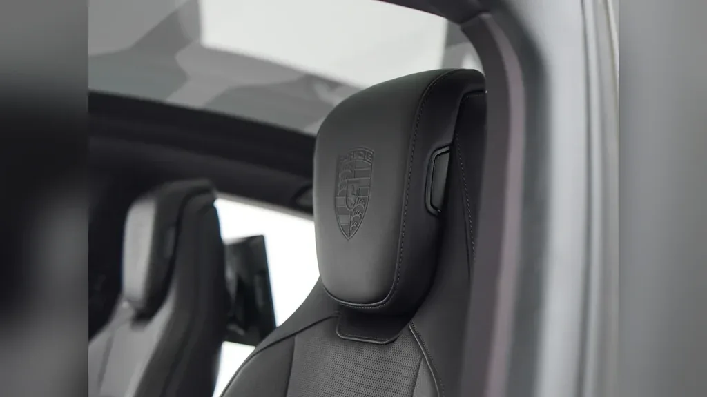 Porsche Taycan - Imagem 19