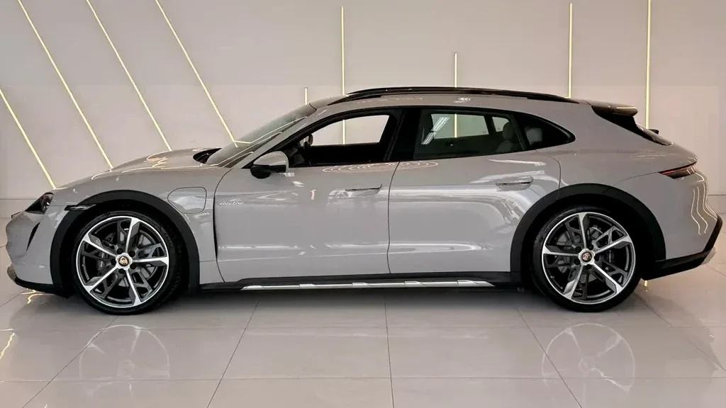 Porsche Taycan - Imagem 3