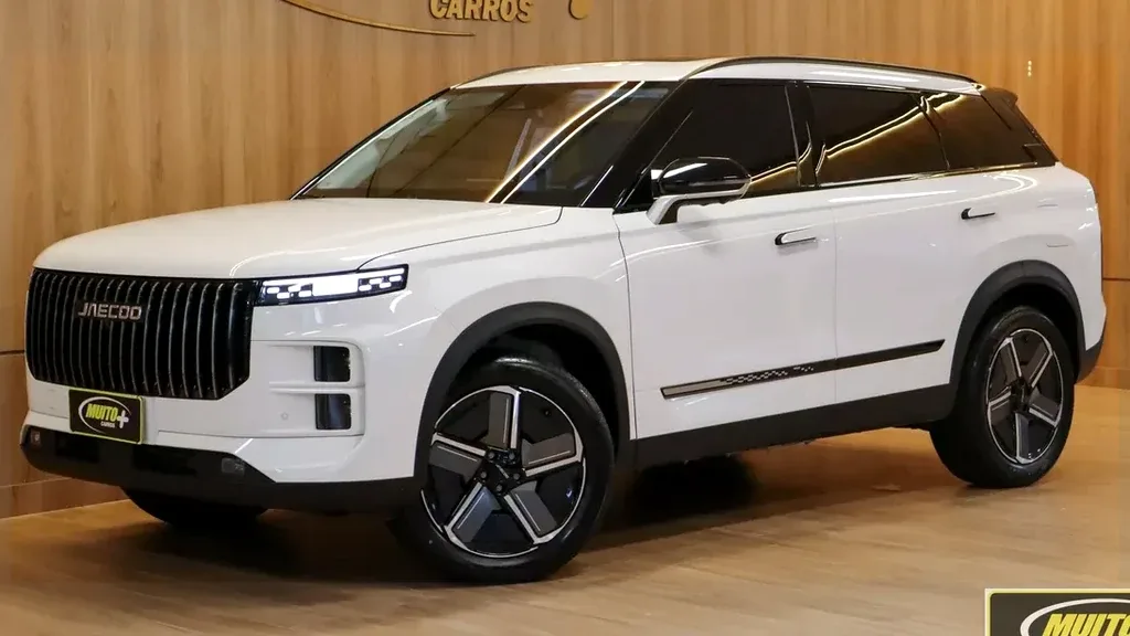 Foto de um jaecoo 7 plug-in hybrid