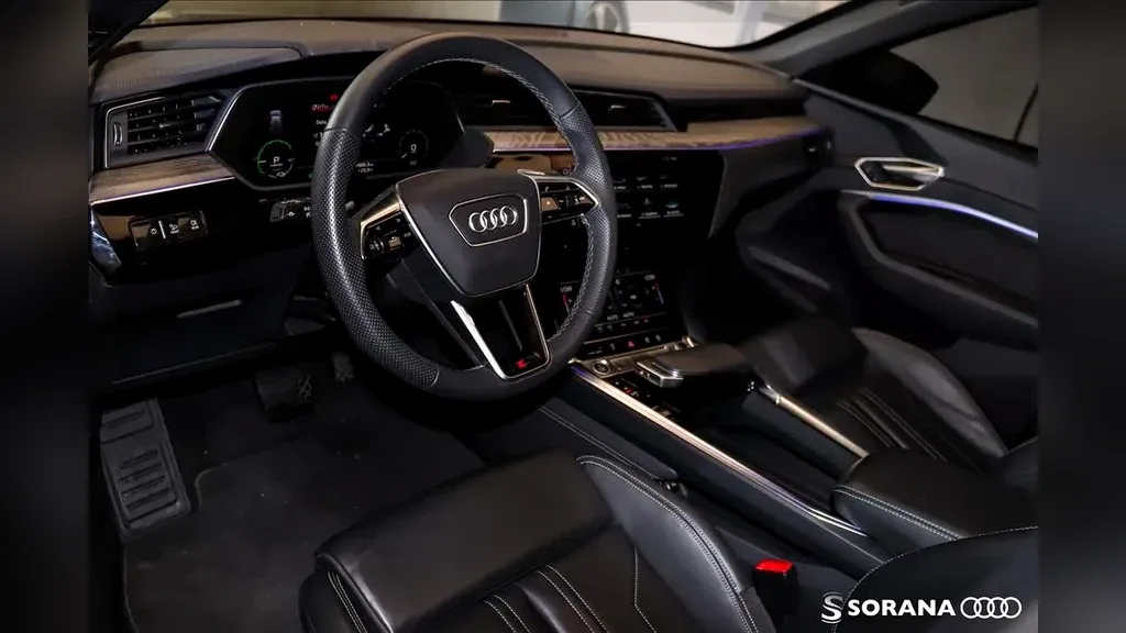 Audi E-tron Sportback - Imagem 15