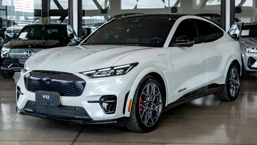 Foto de um ford mustang mach-e