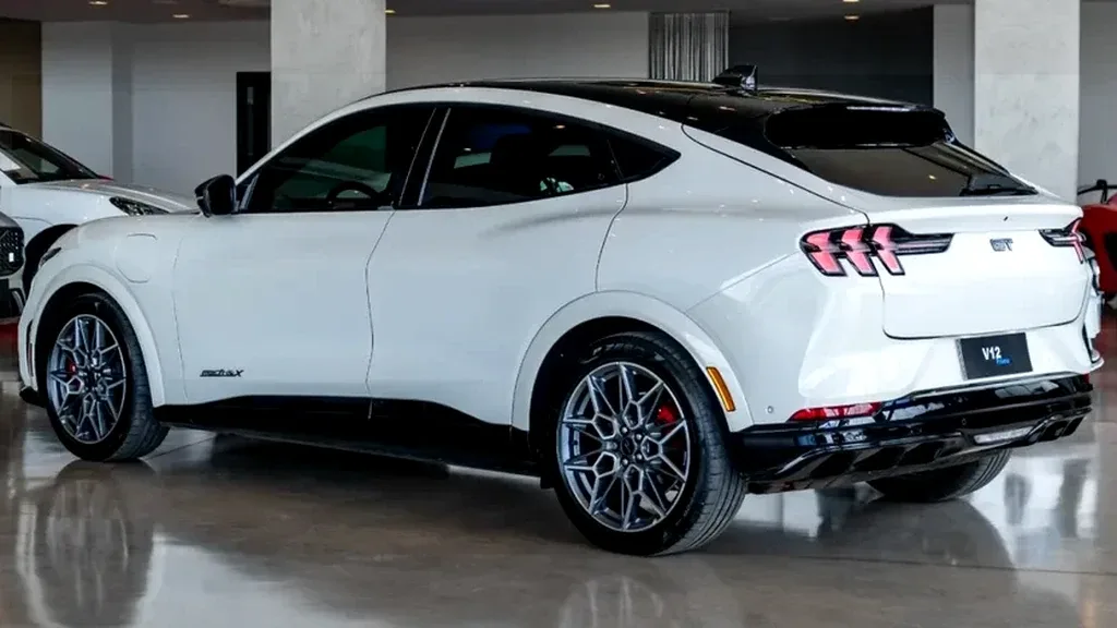 Ford Mustang Mach-e - Imagem 2