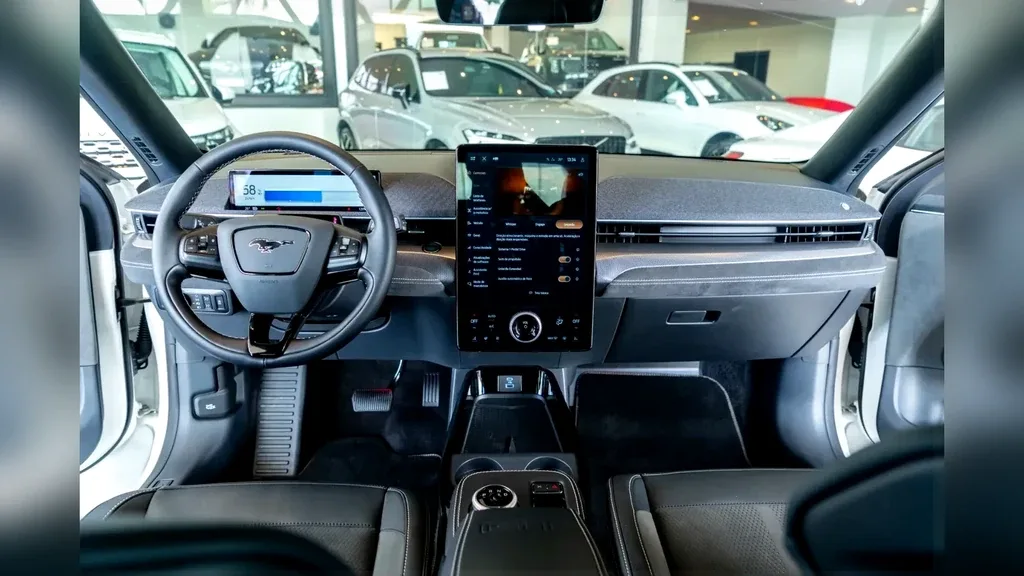 Ford Mustang Mach-e - Imagem 11