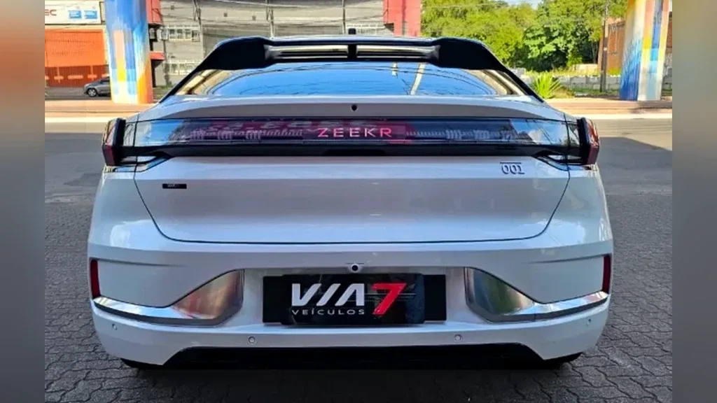 Zeekr 001 - Imagem 12