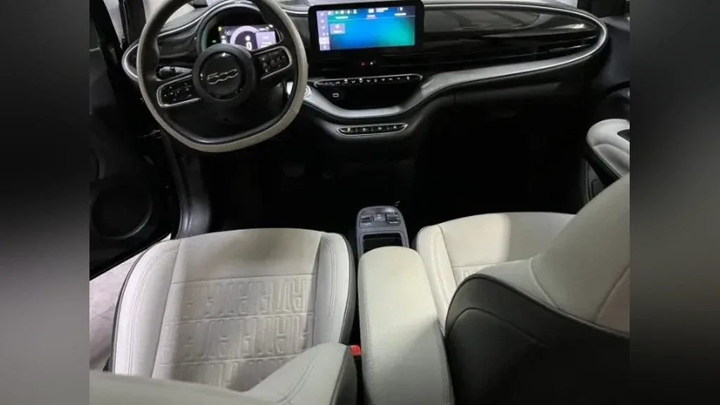 Fiat 500e - Imagem 12