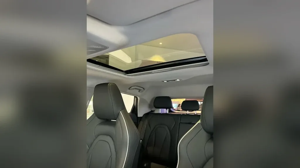 Omoda E5 - Imagem 12