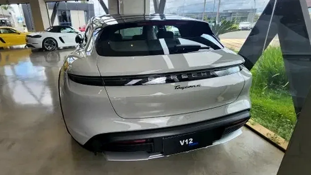 Porsche Taycan - Imagem 3