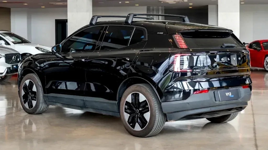 Volvo EX30 - Imagem 2