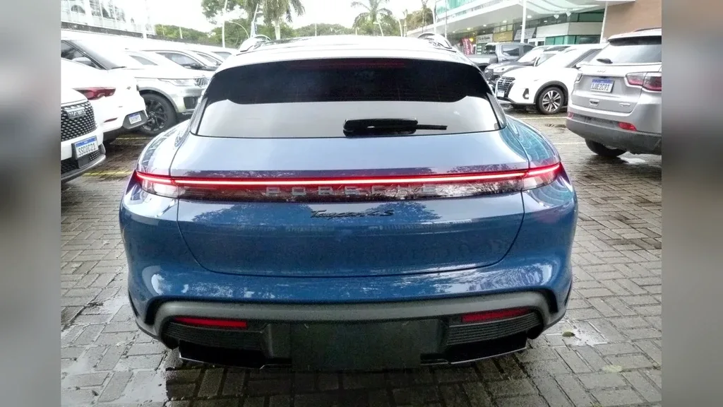 Porsche Taycan - Imagem 6