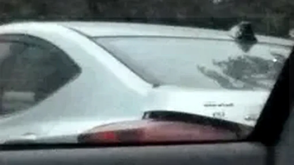 Porsche Taycan - Imagem 18