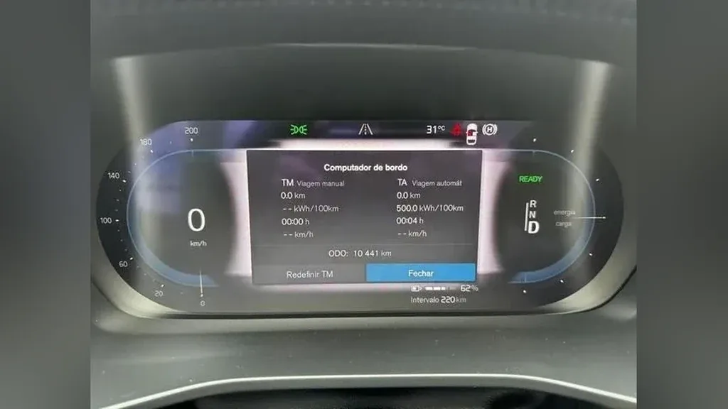 Volvo XC40 Recharge - Imagem 5